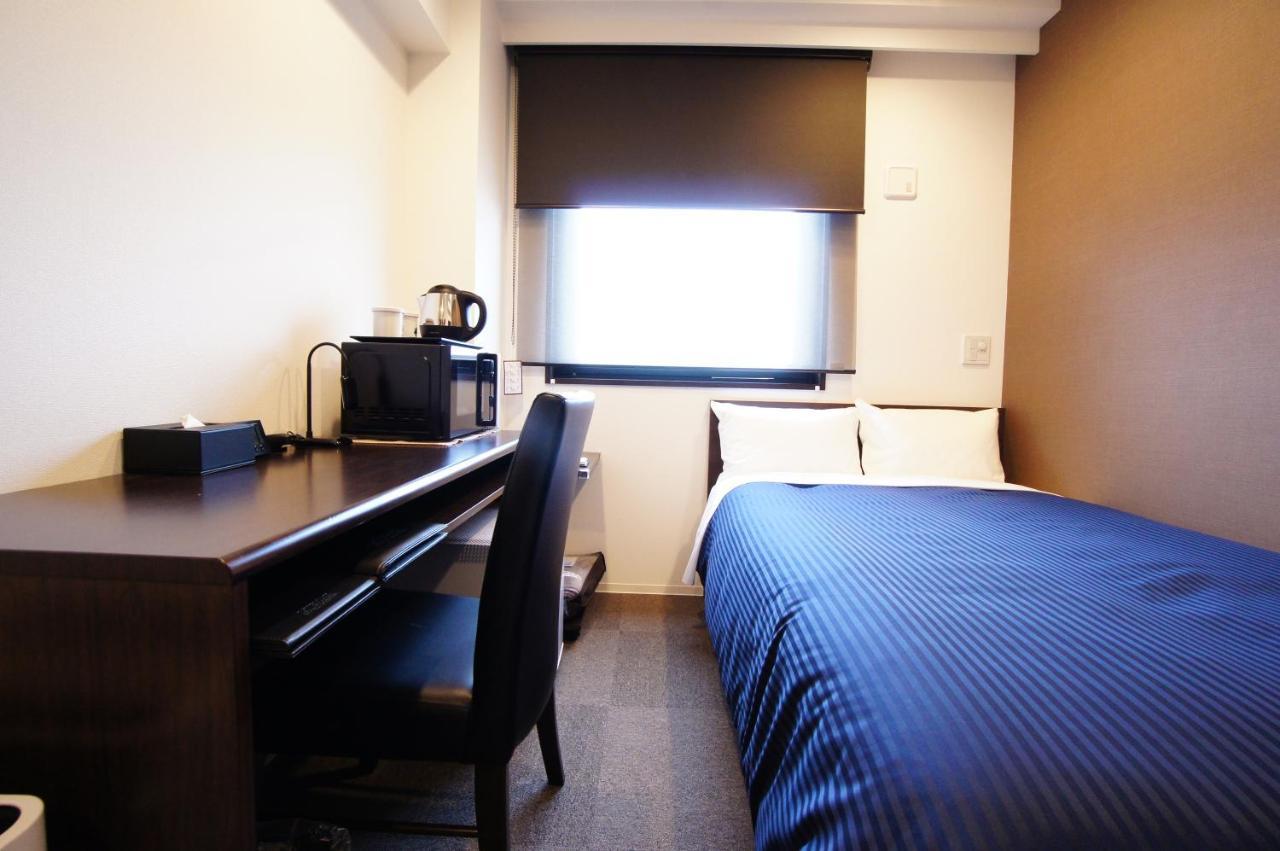 Hotel Livemax Kanazawa Ekimae Екстериор снимка